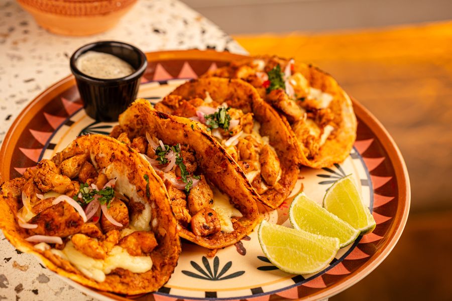 Tacos Pollo Achotado